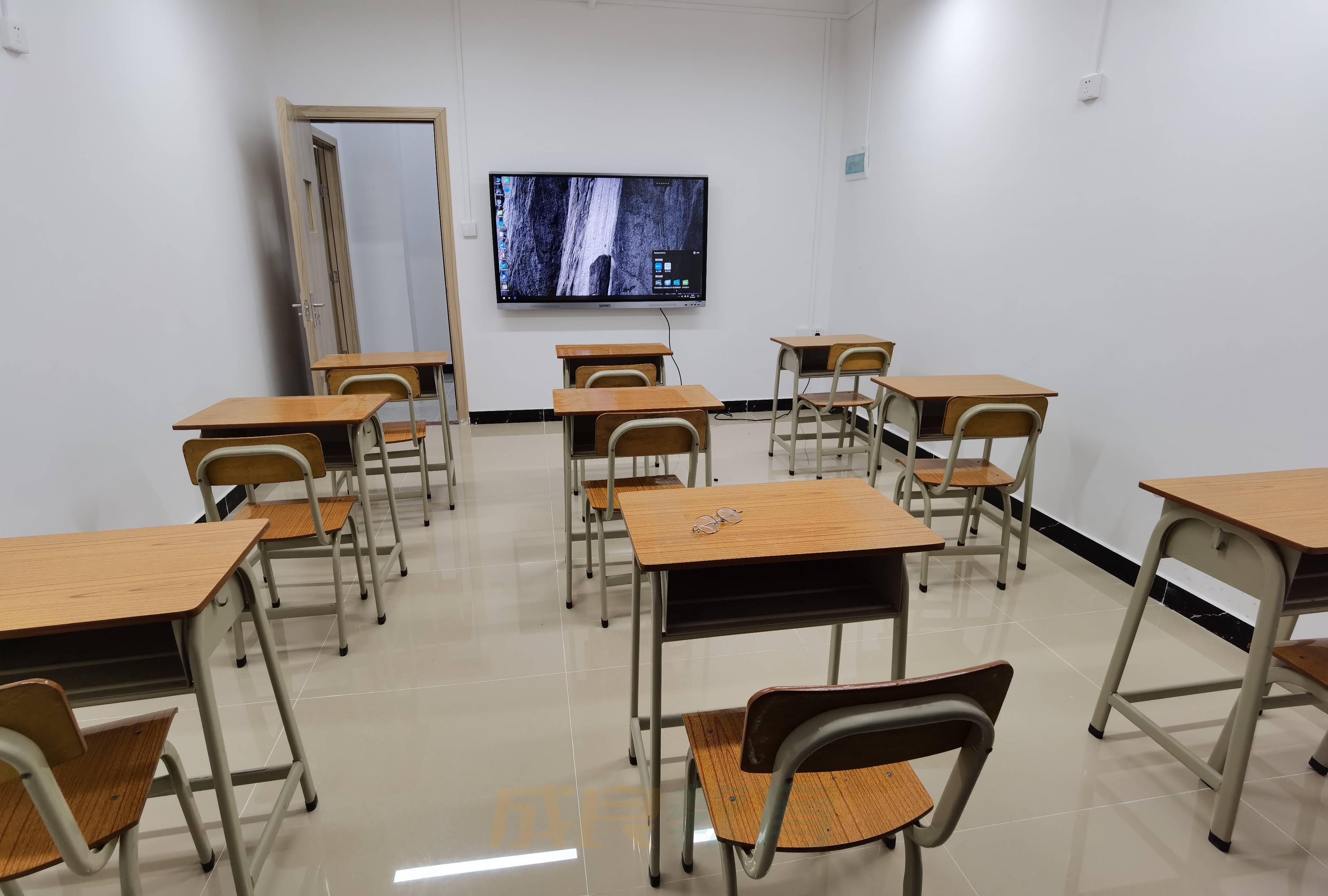 燃榜教育（原成良教育）高新二路校区教学环境展示-燃榜教育