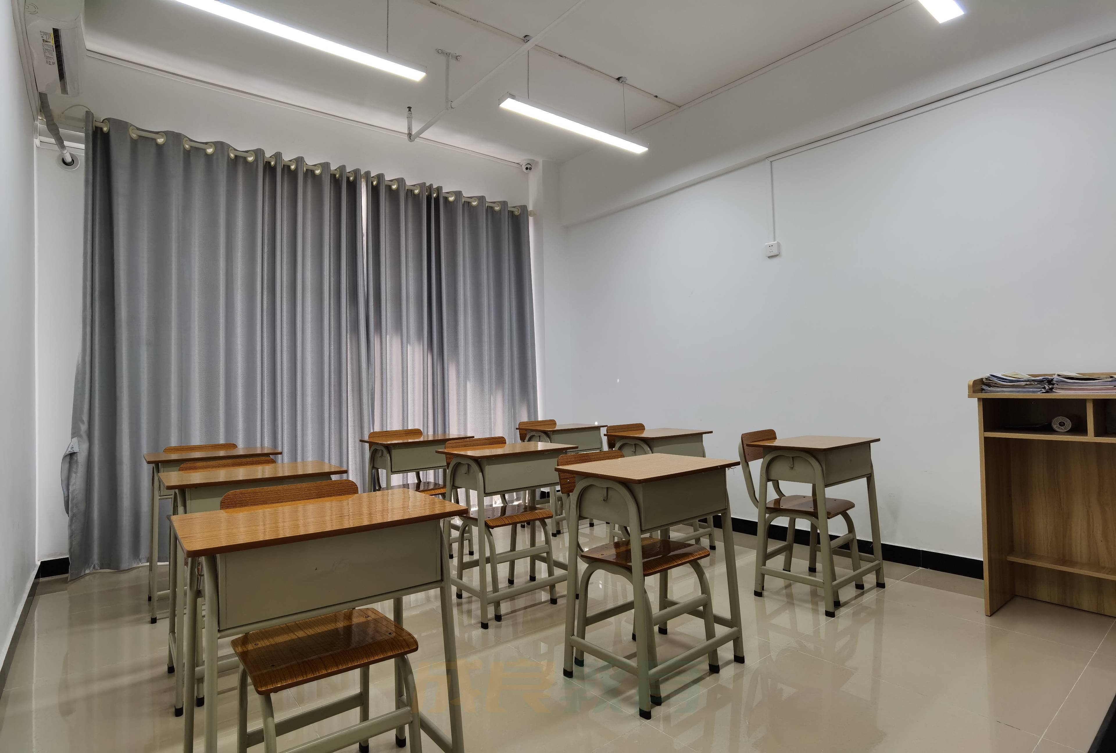 燃榜教育（原成良教育）高新二路校区教学环境展示-燃榜教育