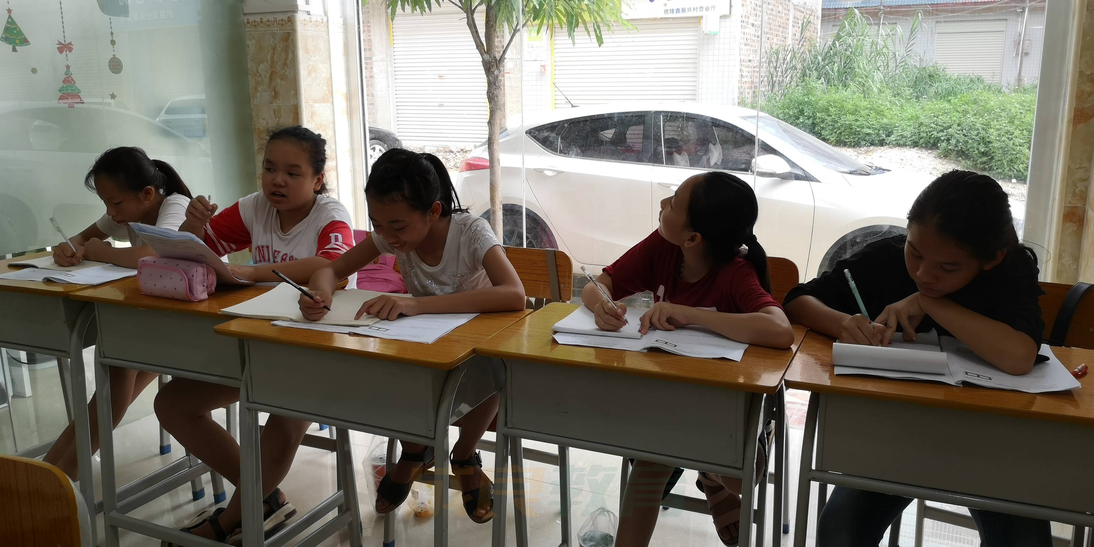 燃榜教育（原成良教育）2018年成长记录-燃榜教育