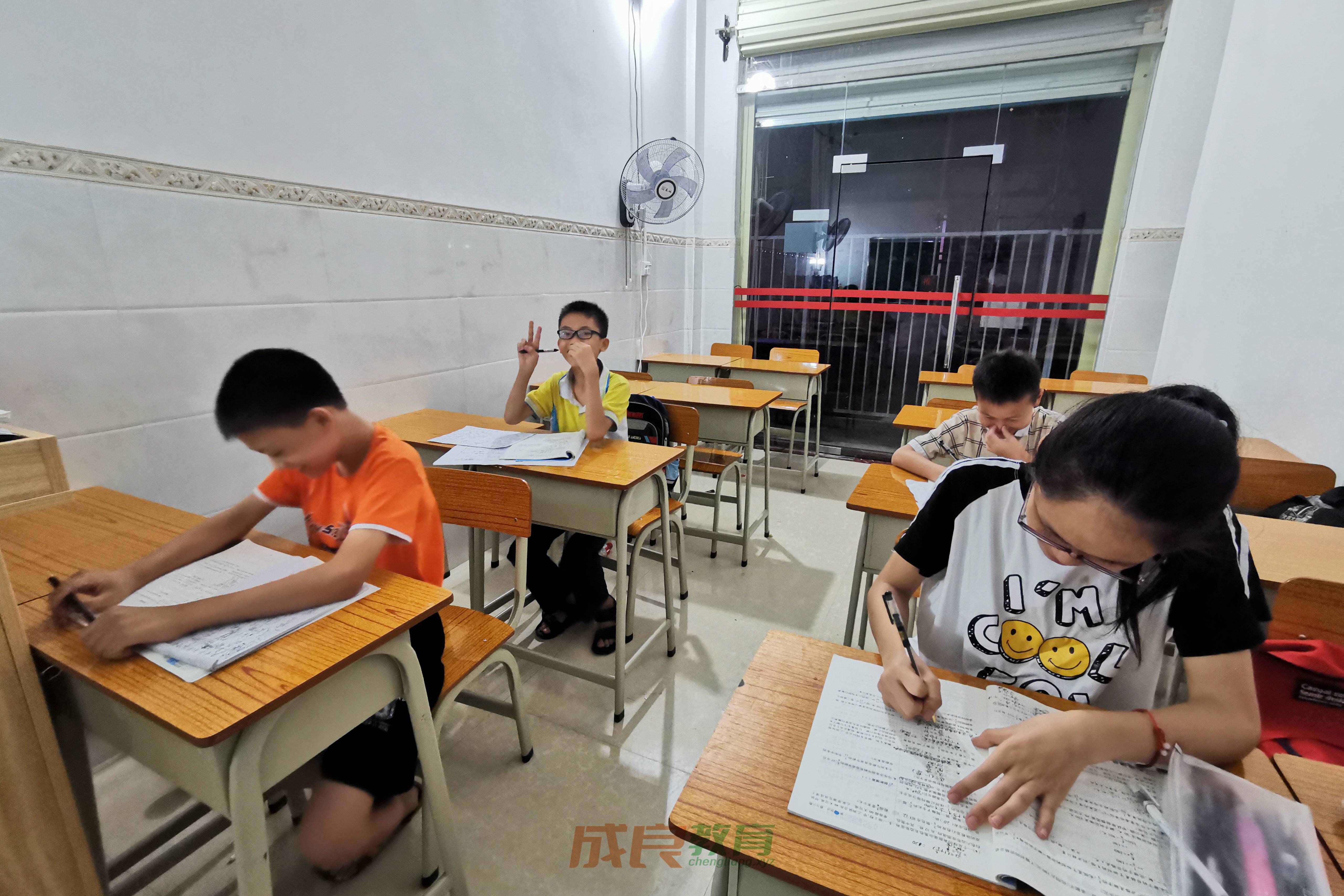 燃榜教育（原成良教育）2019年成长记录影集-燃榜教育