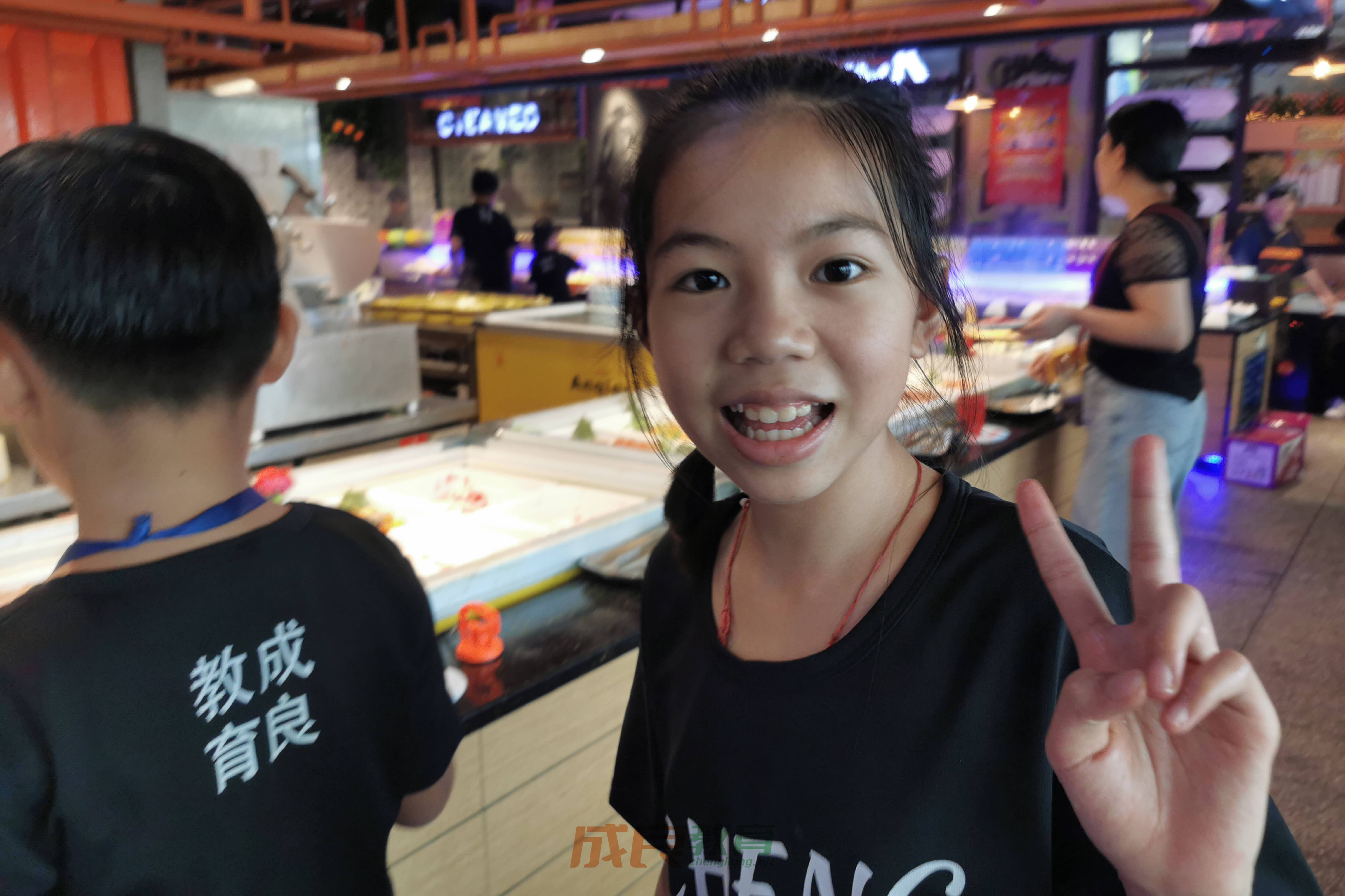 时光回溯：2019盛夏，成良教育与学员共赴安吉万达自助盛宴-燃榜教育