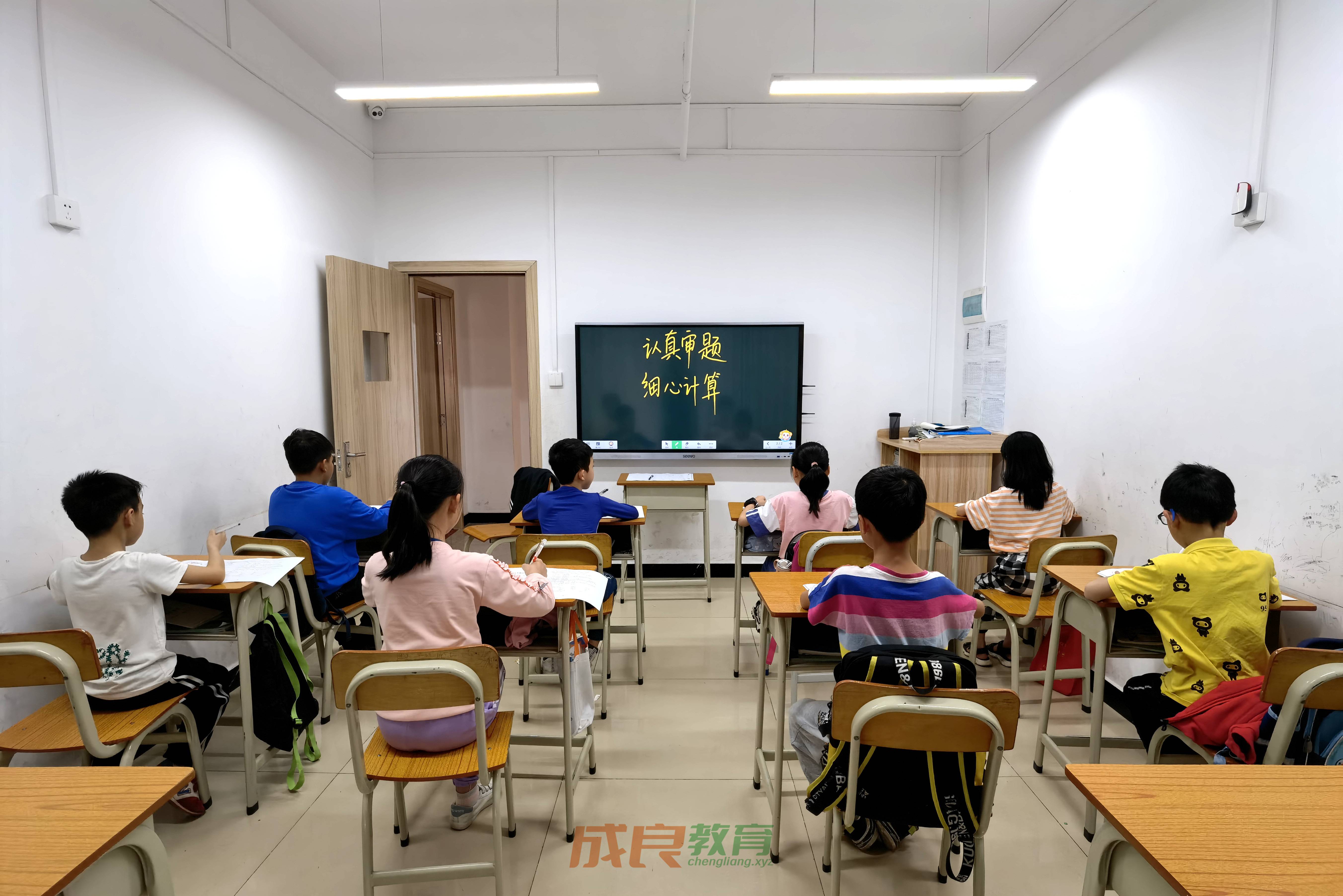 时光溯洄处 桃李正芬芳：2021 年燃榜教育（原成良教育）的温暖瞬间-燃榜教育